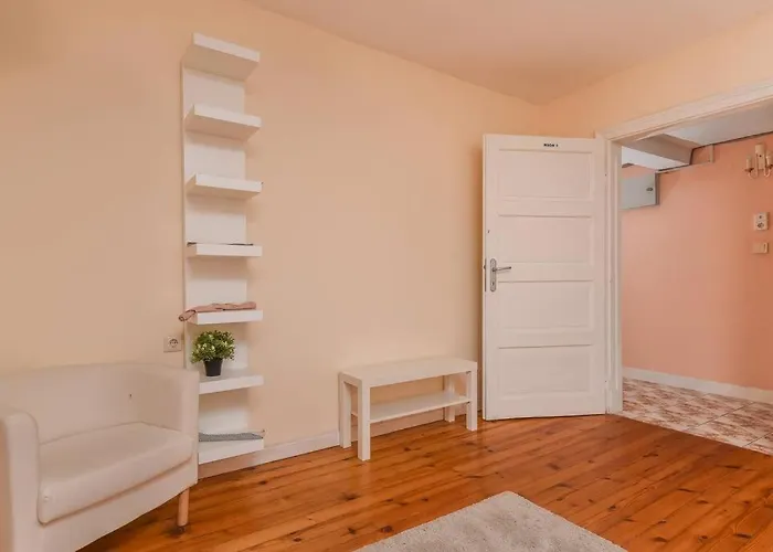 Spacious And Cozy 3 Bedroom In Downtown Sofia